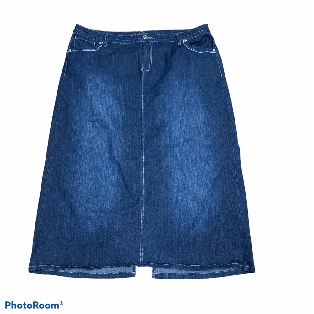 Baccini Long Denim Skirt, Size 18W